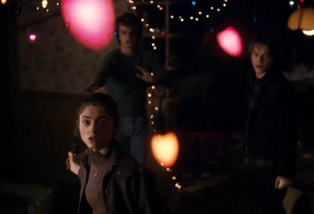 Кадр из «Очень странные дела» 1 сезон 8 серия